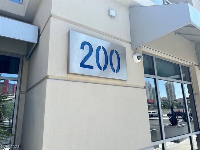 Building Photo - 200 W Sahara Ave