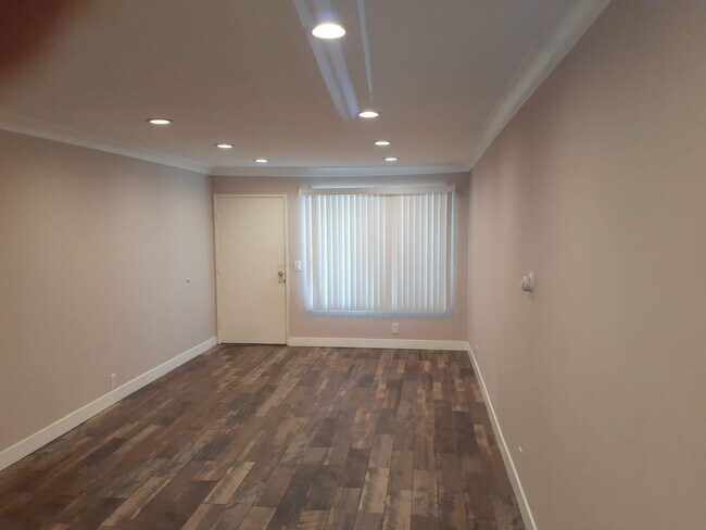 Foto del edificio - 9651 Spyglass Ave