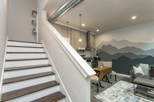 Foto del edificio - 1064B 2nd Ave S