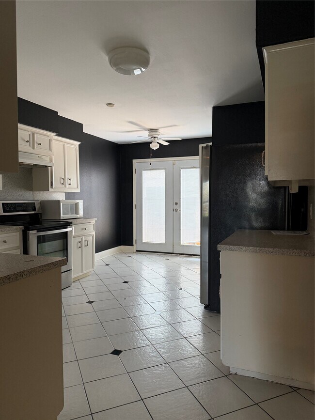 Foto del edificio - 40 River Creek Way