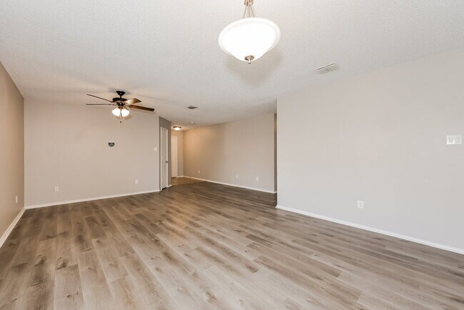 Building Photo - 8412 Mild Creek Ln