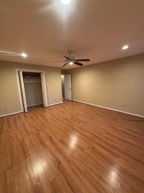 Building Photo - 3745 Durango Dr