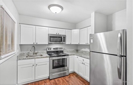 Foto del edificio - 1100 N Wheeling Rd