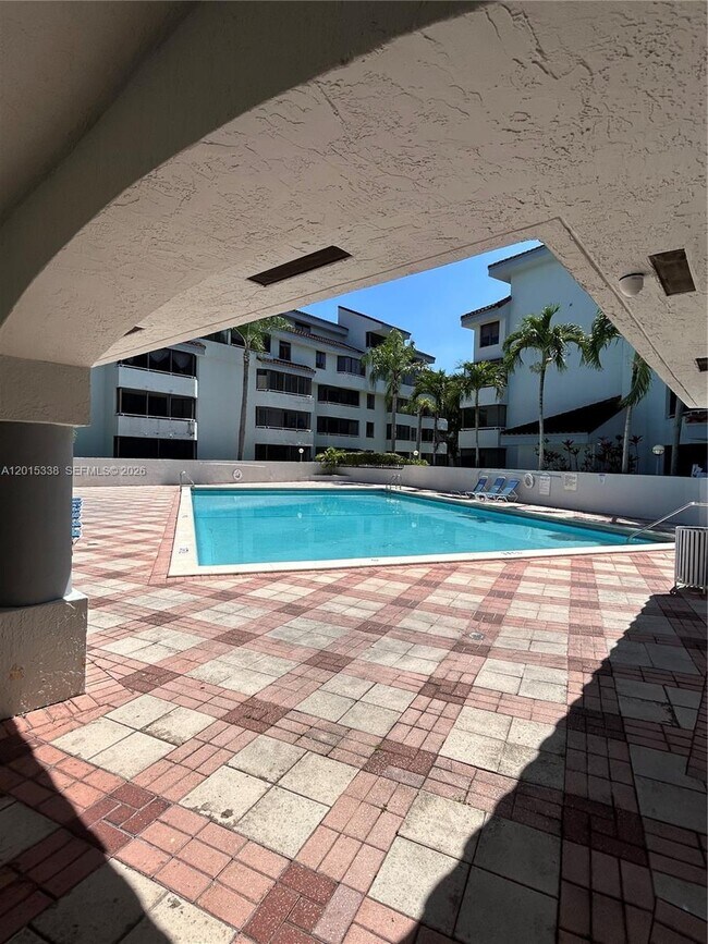 Foto del edificio - 8205 SW 152nd Ave