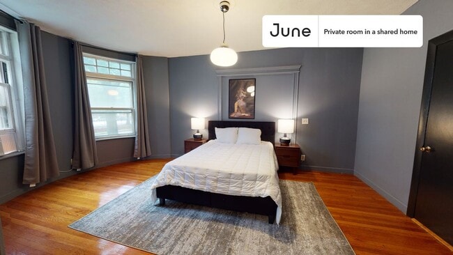 Building Photo - Room in Shared 3 bed/1 bath home
