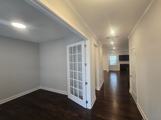 Foto del edificio - Great Andrews Chapel Home!