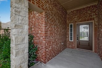 Building Photo - 21218 Echo Manor Dr