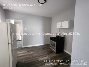 Building Photo - 8927 S Muskegon Ave