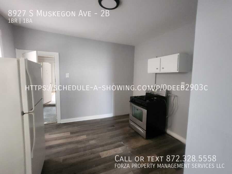 Primary Photo - 8927 S Muskegon Ave