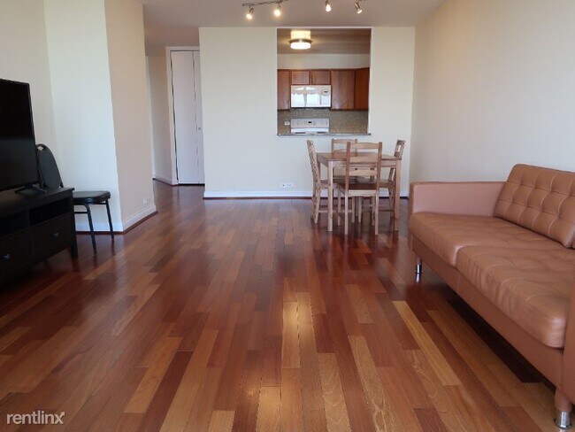 Foto del edificio - 5414 N Sheridan Rd