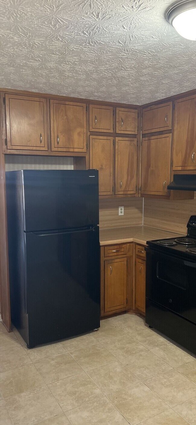 Foto del edificio - 396 Dixie Ct