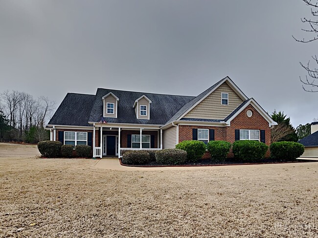 Building Photo - 175 Saddle Ln