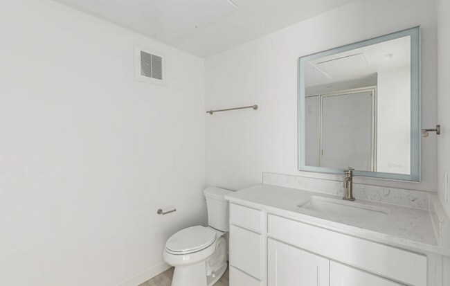 Foto del edificio - 1694 Sheridan Boulevard