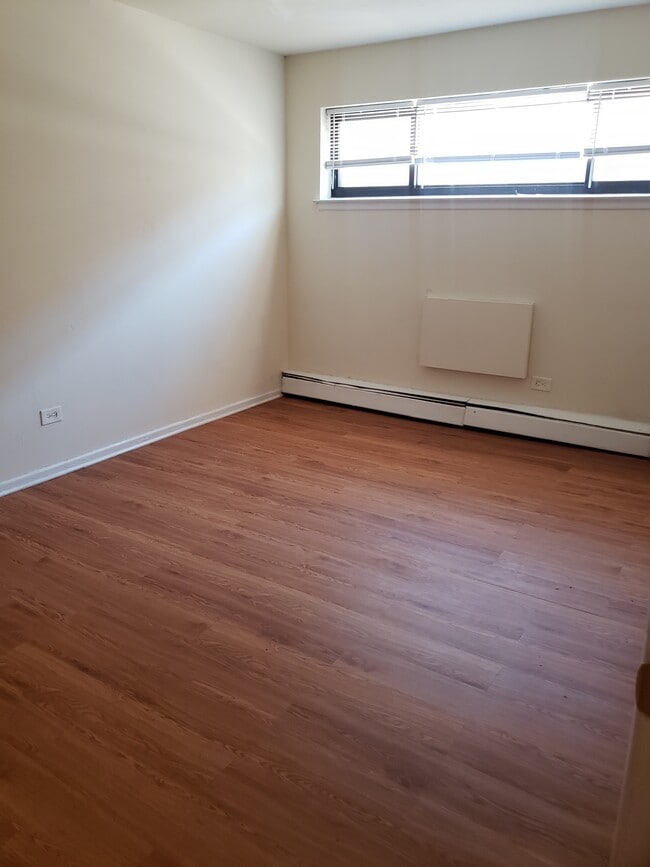 Foto del edificio - 6006 N Kenmore Ave
