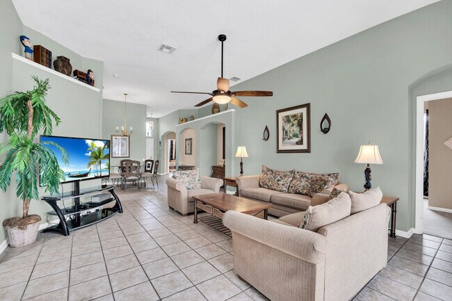 Foto del edificio - 8144 Fan Palm Way