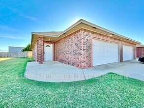 Building Photo - 1328 Garden Gate Dr