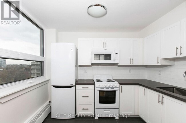 Photo du bâtiment - 485-1485 Huron St