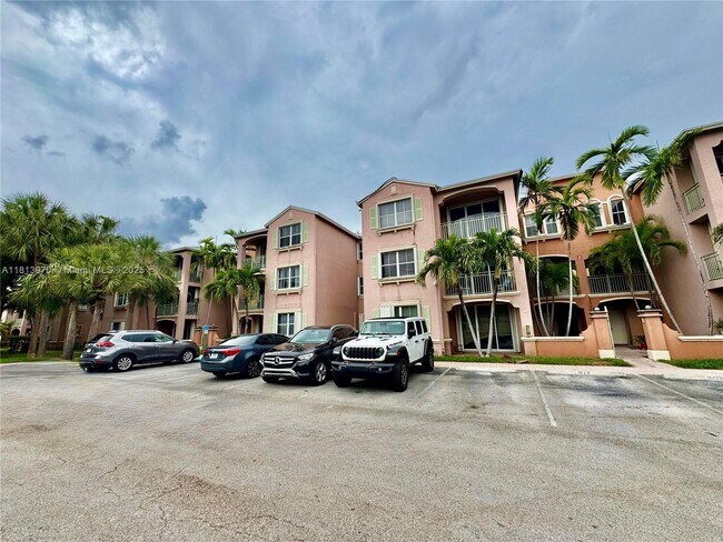 Foto del edificio - 6520 NW 114th Ave