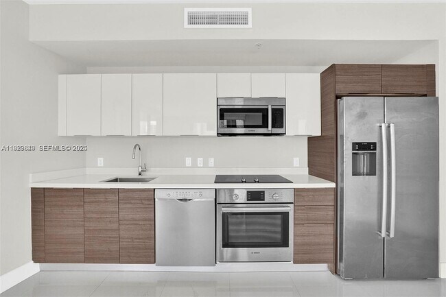 Foto del edificio - 1010 SW 2nd Ave