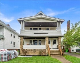 Building Photo - 10123 Greenview Ave