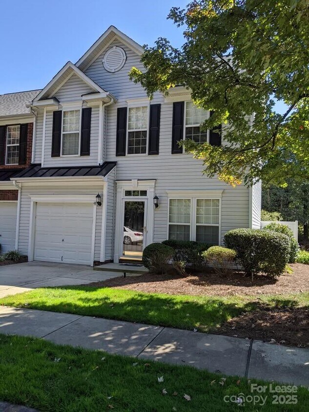 Foto principal - 5044 Parkview Way