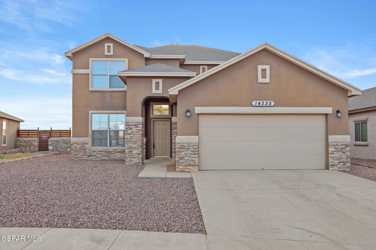 Foto principal - 14335 Alma Point