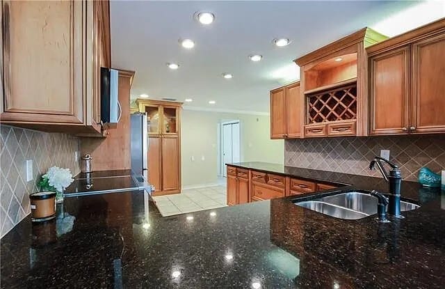 Building Photo - 1010 Sumica Dr