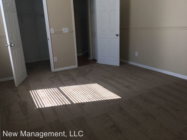 Foto del edificio - 740 Magnolia Creek Cir