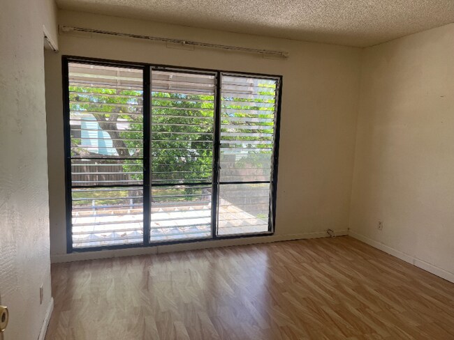 Building Photo - 87-153-153 Helelua St