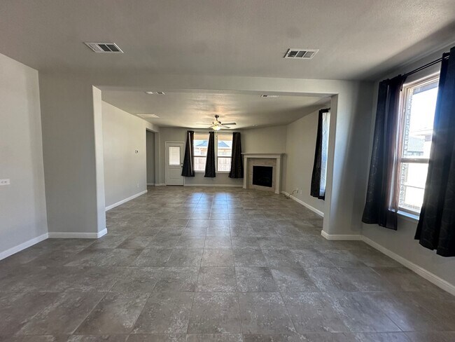 Foto del edificio - 7113 Coyote Rd