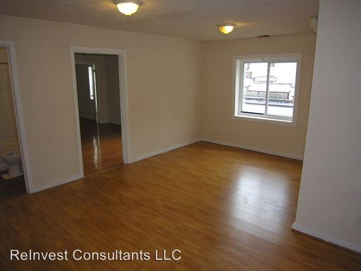 Building Photo - 1788 Carll St
