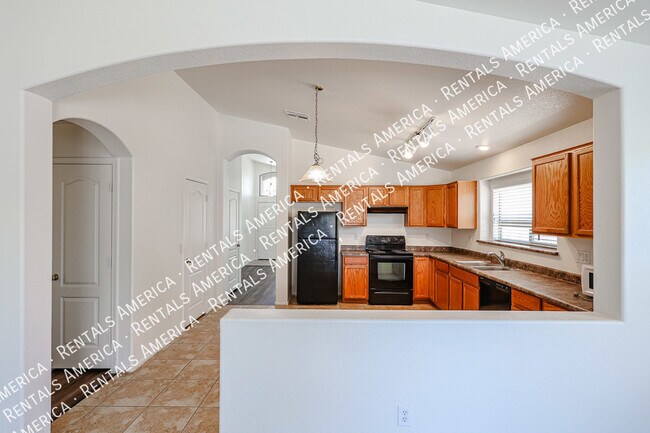 Foto del edificio - 2047 S 160th Ln