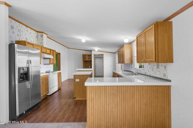 Building Photo - 170 Lariat Cir