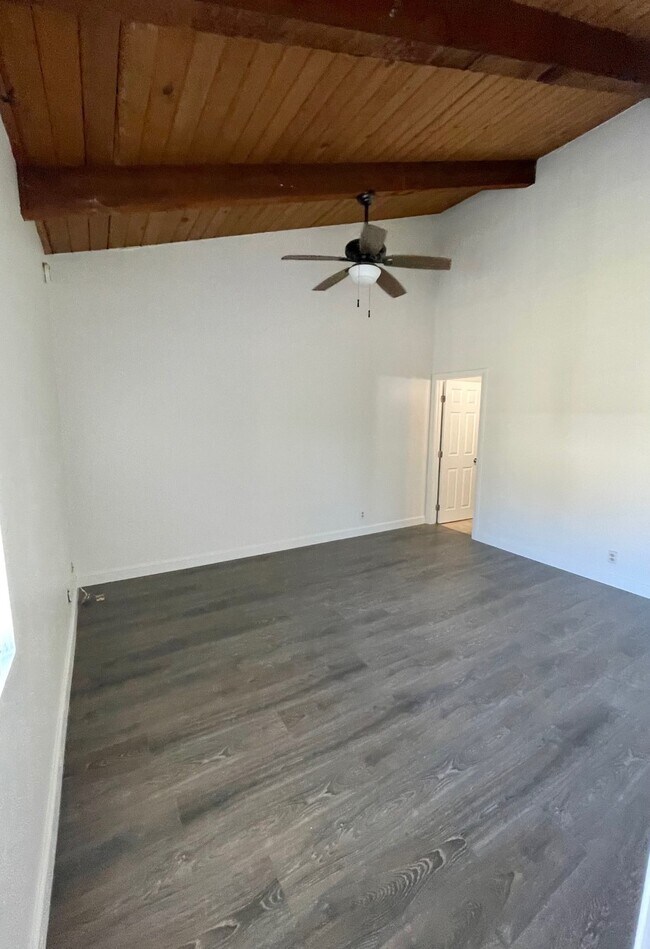 Master Bedroom - 4826 Hollow Corner Rd