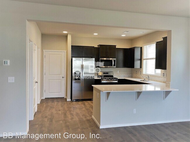 Foto del edificio - 3 br, 2.5 bath House - 17052 SE Crossroads...