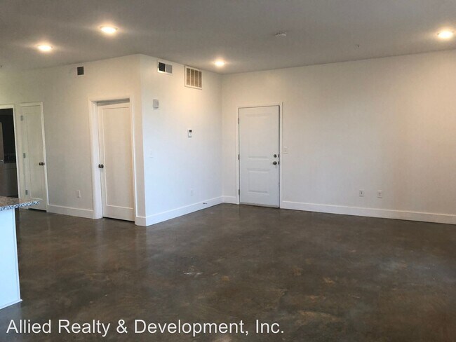 Building Photo - 2 br, 2 bath Apartment - 936 21st Avenue East
