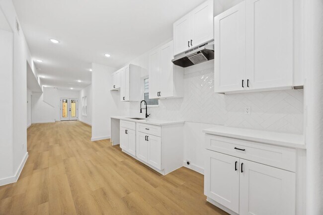 Building Photo - Brand-New Duplex for Rent – 3 Bed | 2.5 Bath