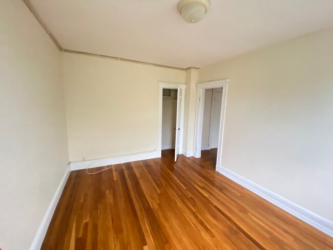 Building Photo - 1156 Commonwealth Ave