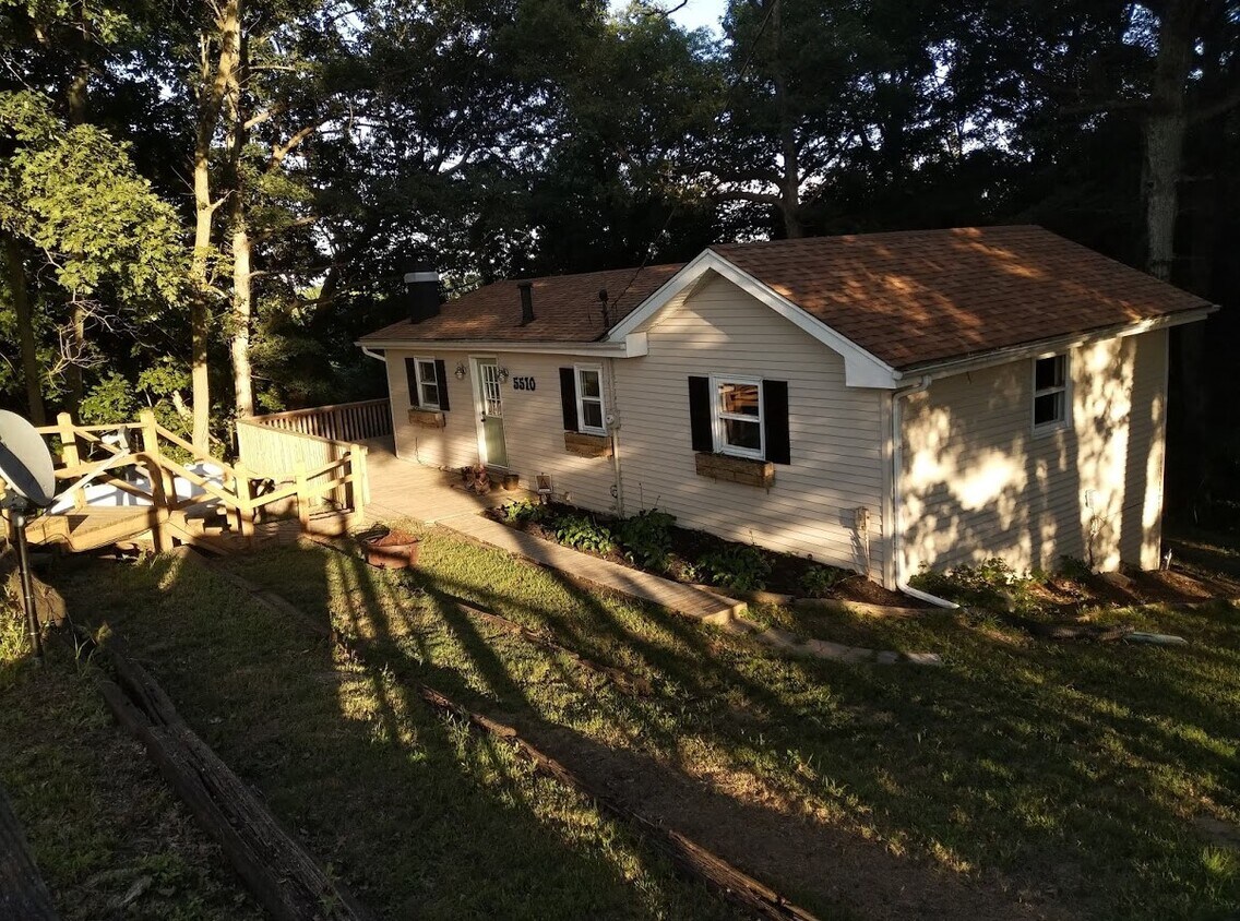 Primary Photo - 5510 Irwin Bridge Rd