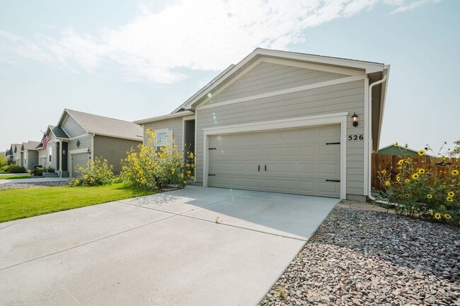Building Photo - Gorgeous 3 bed 2 bath House for Rent!