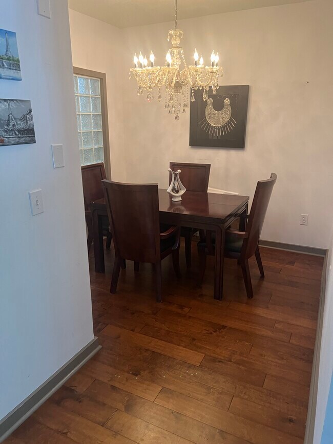 Foto del edificio - 390 17th St NW