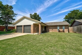 Building Photo - 10333 Fairfax Ln