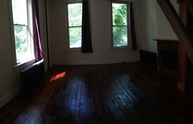 Foto del edificio - 2232 Ravine St