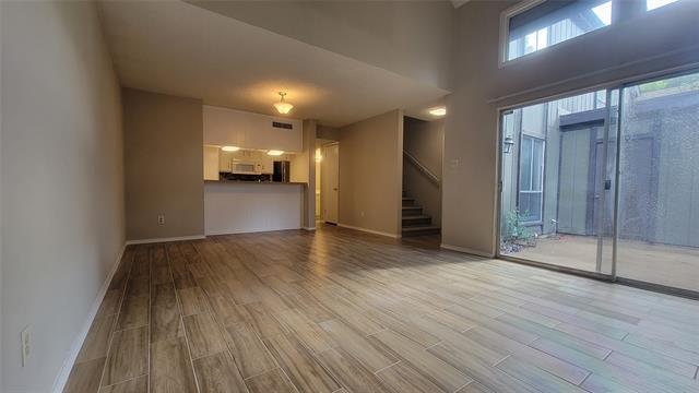 Foto del edificio - 4615 Country Creek Dr