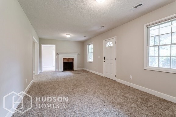 Building Photo - 967 Meadowbrook Rd