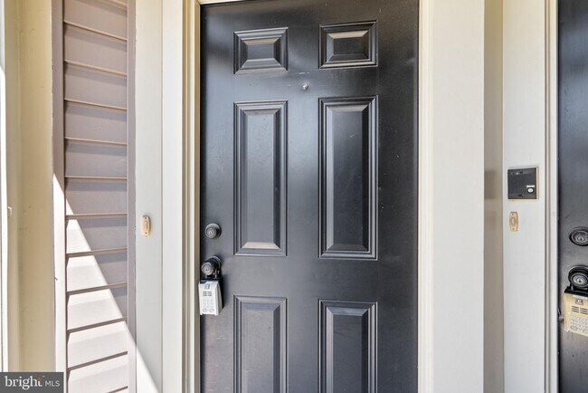 Foto del edificio - 1616 Hardwick Ct