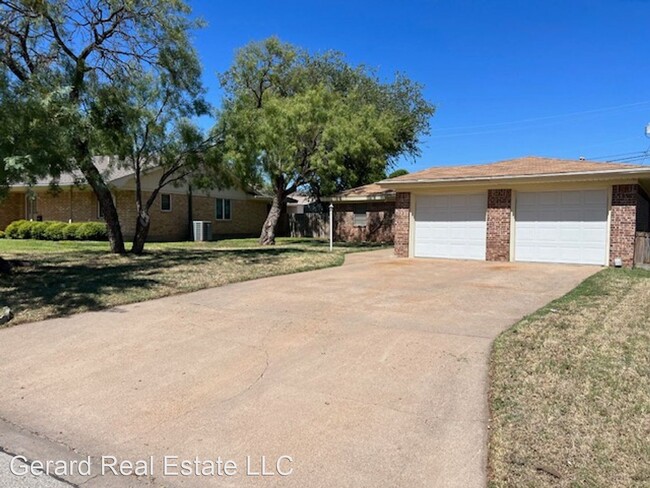 Building Photo - 3 br, 2 bath House - 2810 ROBERTSON