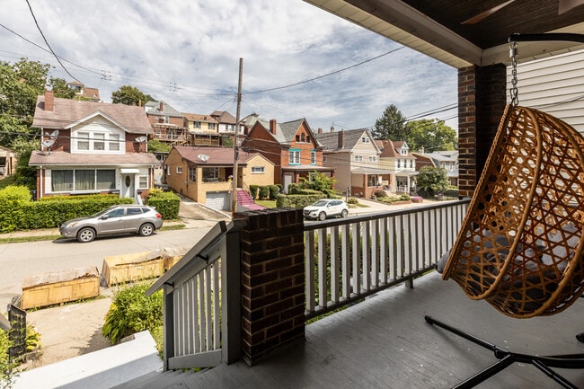 Foto del edificio - 746 Loretta St
