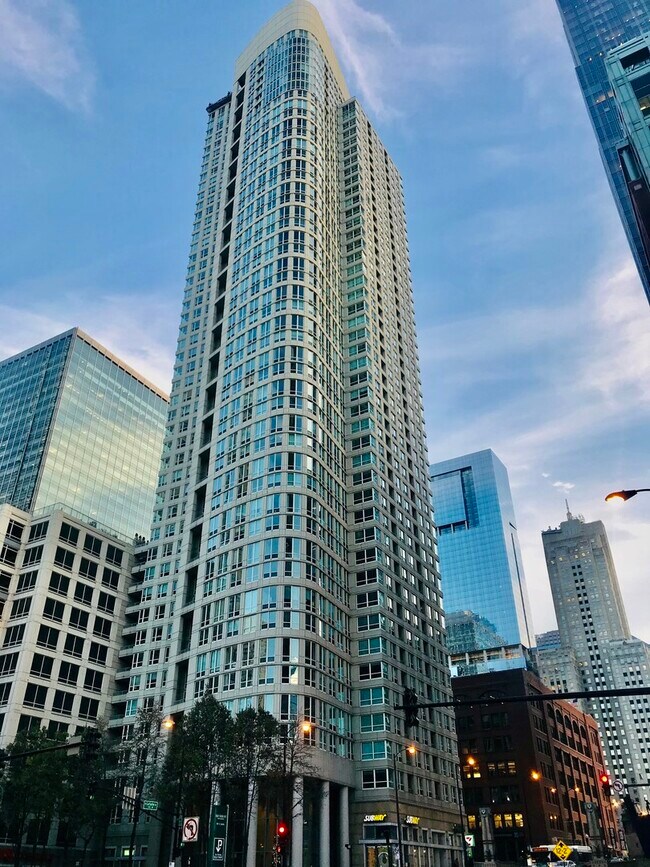 Foto del edificio - 345 N La Salle Dr