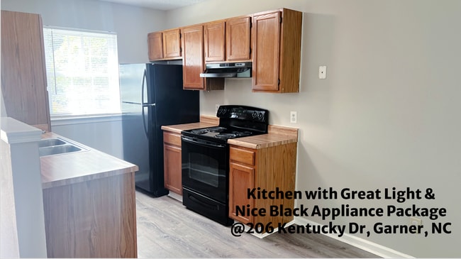 Foto del edificio - $1325/mo. Garner Single Level 2 BR, 2 FULL...